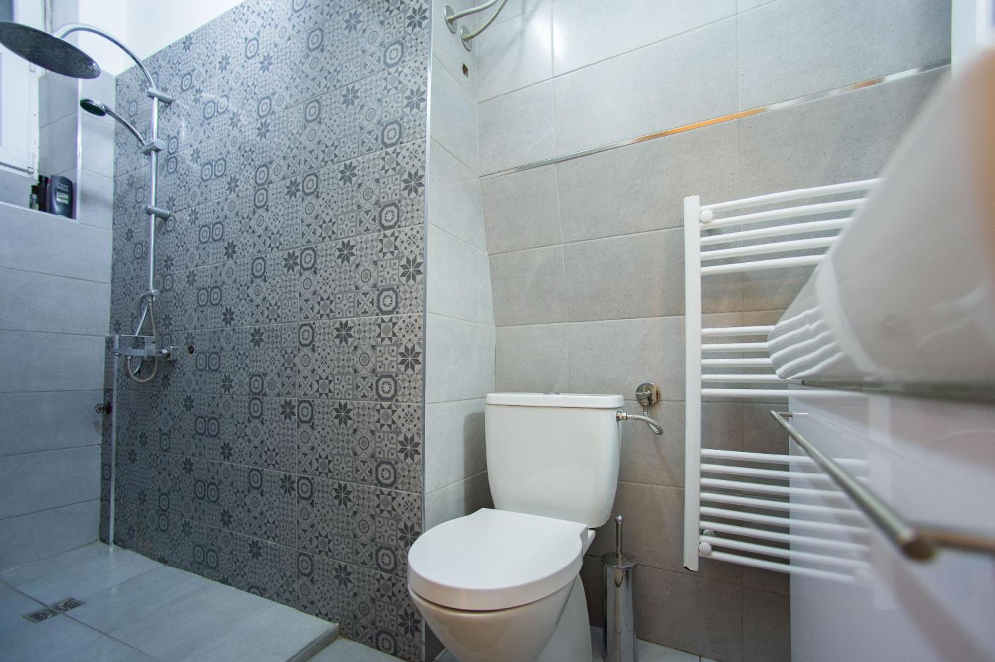 Central Charm Modern 2Br Apt-Free Parking Near Белград Екстер'єр фото